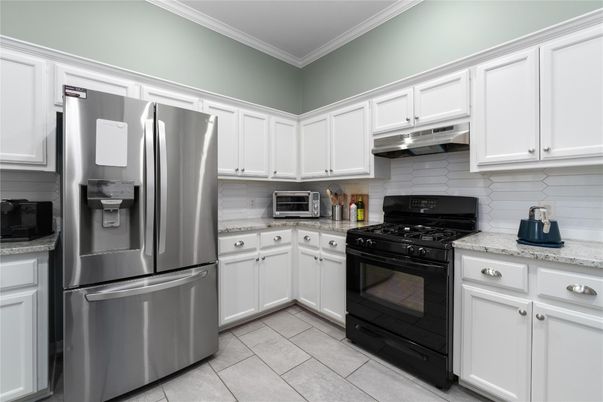 Interior, Kitchen, Stainless Steel Appliances