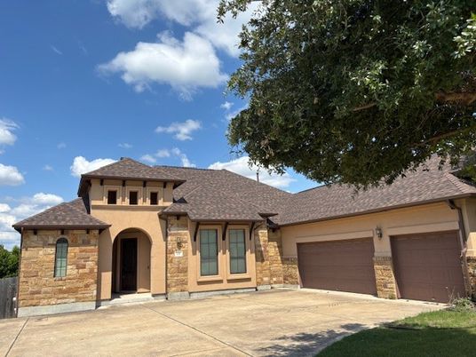 Attached, Exterior, Facade, Mediterranean