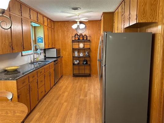 Interior, Kitchen, Pendant Lights, Wood Texture Flooring