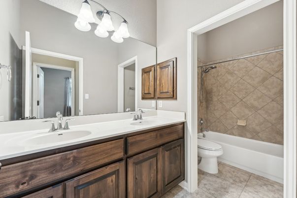 Bathroom, Dual Sink Vanities, Interior