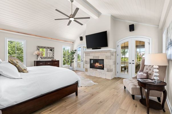 Bedroom, Fireplace, Interior, Wood Texture Flooring