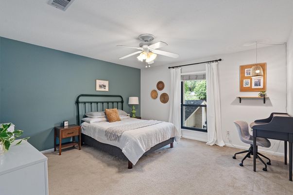 Bedroom, Interior, Pendant Lights