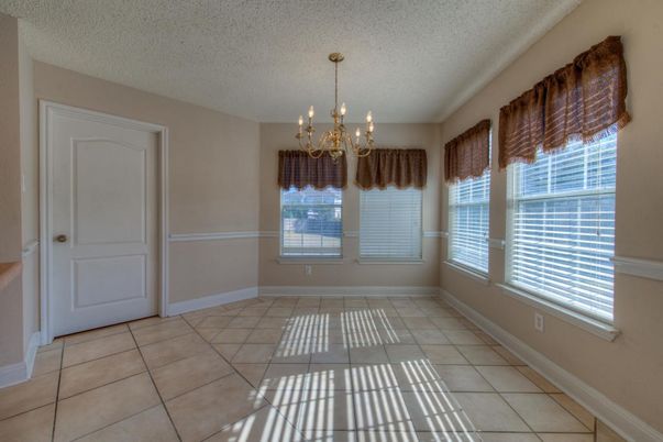 Chandelier, Empty room, Interior