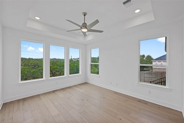 Empty room, Interior, Recessed Lighting, Wood Texture Flooring