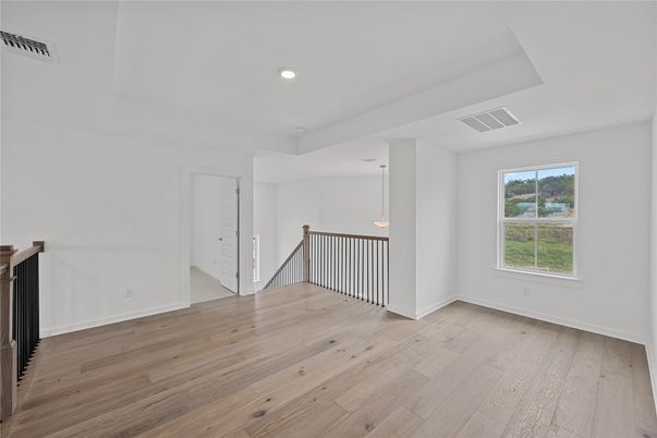 Empty room, Interior, Pendant Lights, Recessed Lighting, Wood Texture Flooring