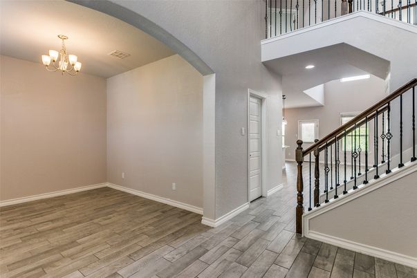 Chandelier, Interior, Wood Texture Flooring
