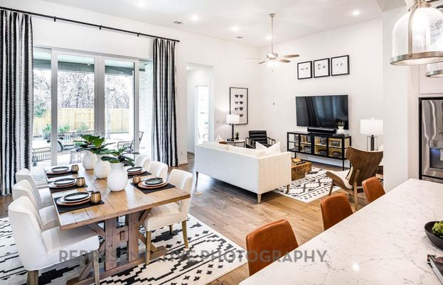 Dining room, Interior, Living room, Recessed Lighting, Wood Texture Flooring