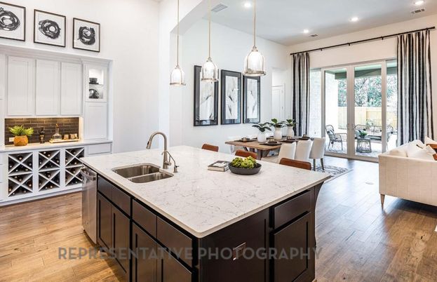 Dining room, Interior, Kitchen, Pendant Lights, Recessed Lighting, Wood Texture Flooring