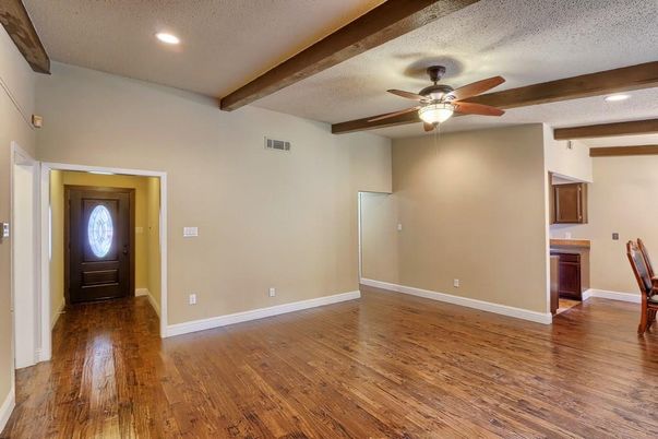 Empty room, Interior, Recessed Lighting, Wooden Beams, Wood Texture Flooring