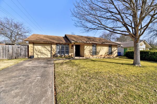 Attached, Backyard, Exterior, Facade, Ranch