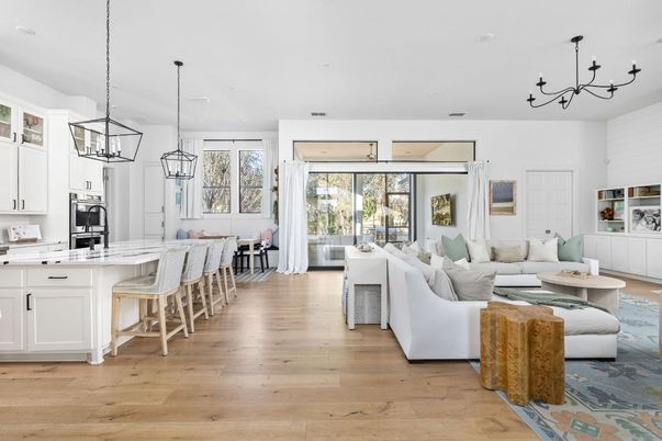Chandelier, Dining room, Interior, Kitchen, Living room, Pendant Lights, Recessed Lighting, Wood Texture Flooring