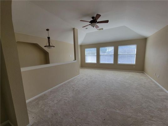 Empty room, Interior, Pendant Lights