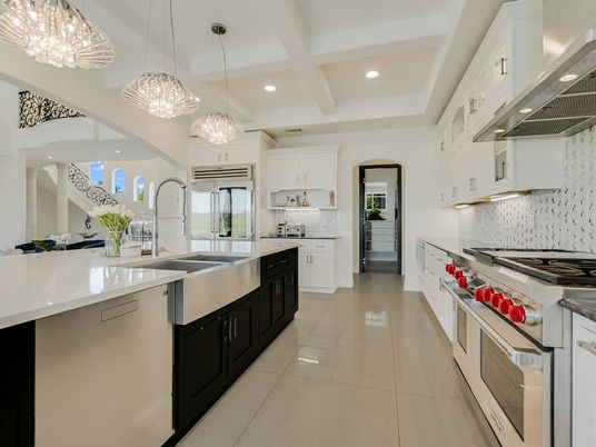 Interior, Kitchen, Pendant Lights, Recessed Lighting, Stainless Steel Appliances
