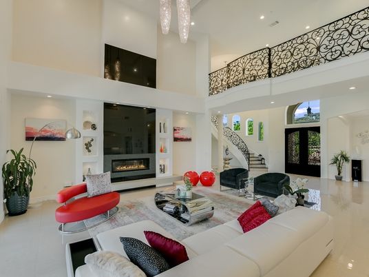 Fireplace, Interior, Living room, Piano, Recessed Lighting