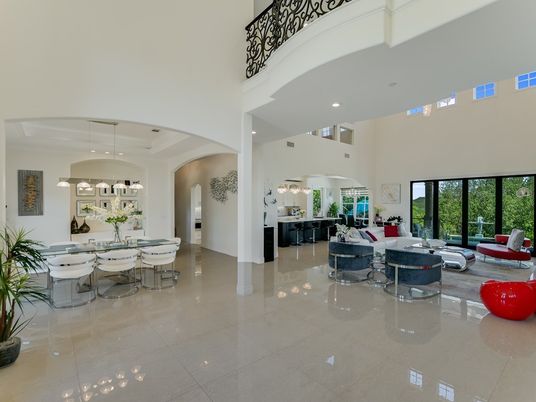 Chandelier, Dining room, Interior, Living room, Pendant Lights, Recessed Lighting