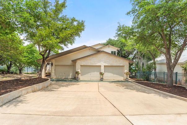 Detached Garage, Exterior