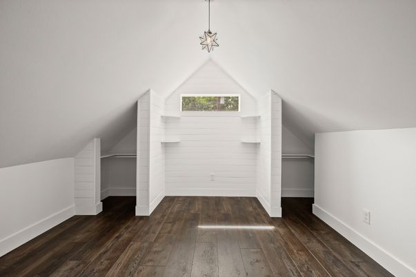 Interior, Pendant Lights, Wood Texture Flooring