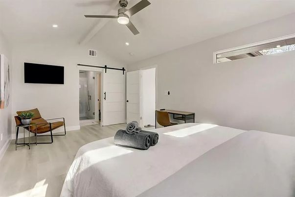 Bedroom, Interior, Recessed Lighting, Wood Texture Flooring