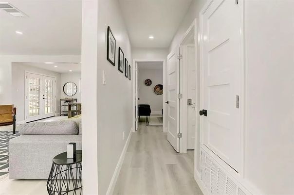Interior, Recessed Lighting