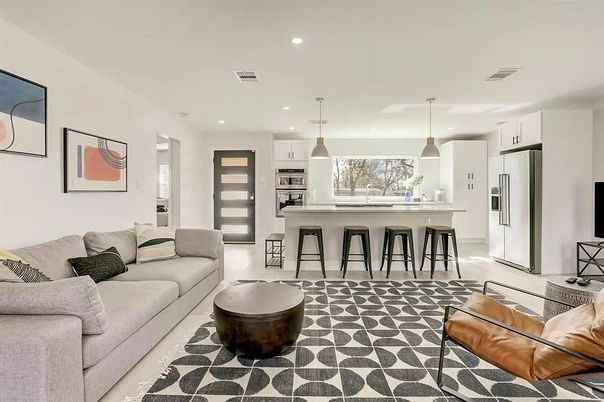 Interior, Kitchen, Living room, Pendant Lights, Recessed Lighting, Stainless Steel Appliances