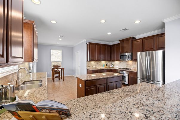 Dining room, Interior, Kitchen, Recessed Lighting, Stainless Steel Appliances