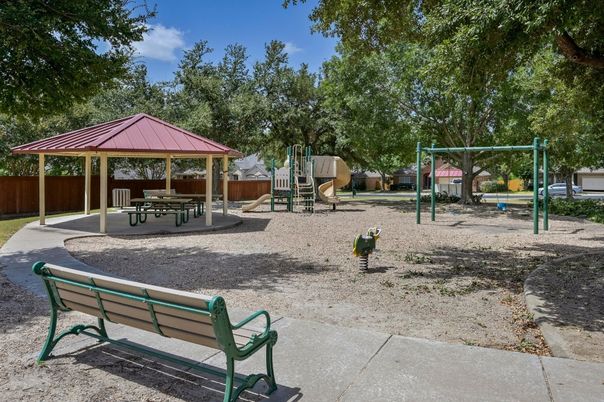 Backyard, Exterior, Playground