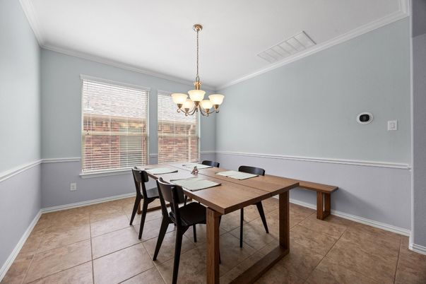 Chandelier, Dining room, Interior