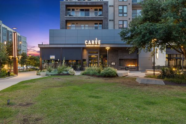 Backyard, Exterior, Facade, Modern