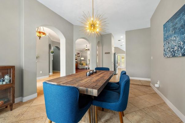 Dining room, Interior, Pendant Lights, Recessed Lighting