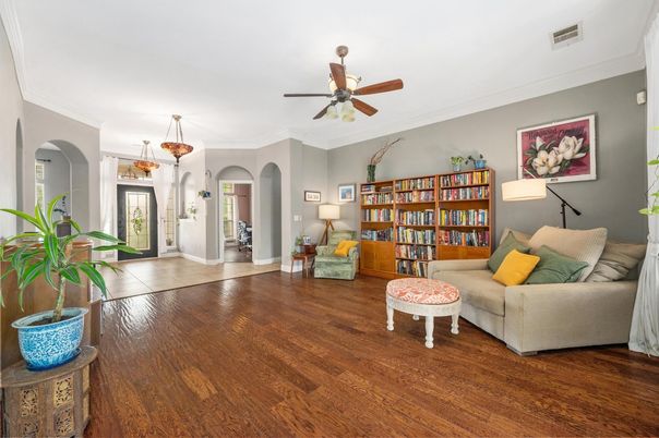 Interior, Living room, Pendant Lights, Wood Texture Flooring