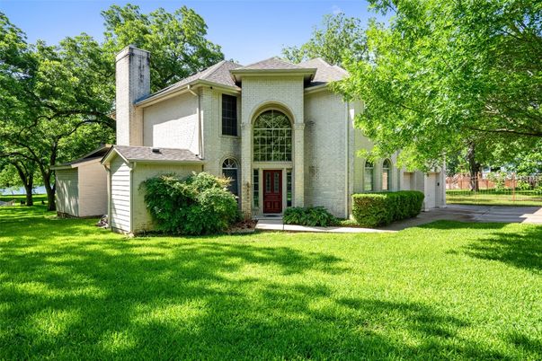 Backyard, Exterior, Facade, French Provincial