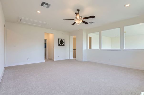 Empty room, Interior, Recessed Lighting