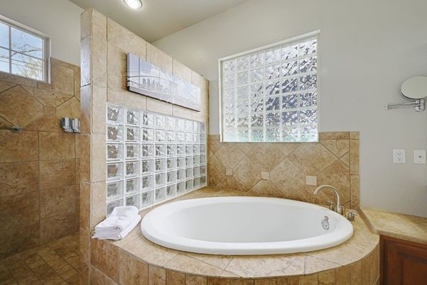 Bathroom, Interior, Recessed Lighting