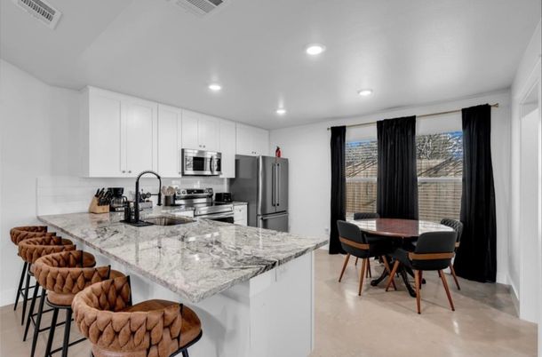 Dining room, Interior, Kitchen, Recessed Lighting, Stainless Steel Appliances