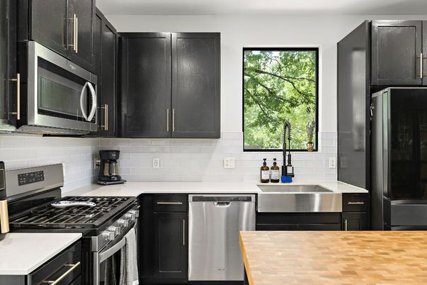 Interior, Kitchen, Stainless Steel Appliances