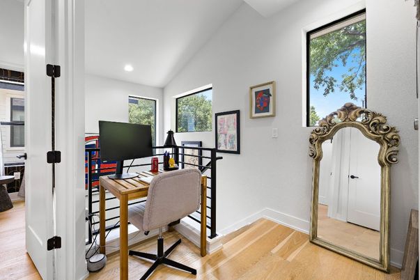 Home Office, Interior, Recessed Lighting, Wood Texture Flooring