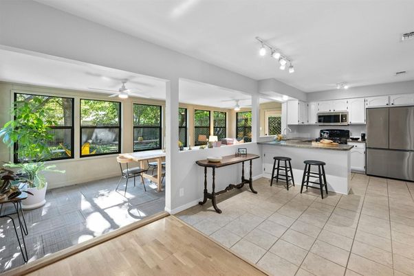 Dining room, Interior, Kitchen, Stainless Steel Appliances, Wood Texture Flooring