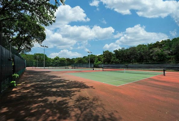 Exterior, Tennis Courts