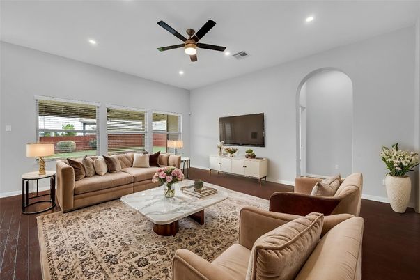 Interior, Living room, Recessed Lighting, Wood Texture Flooring