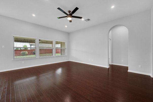Empty room, Interior, Recessed Lighting, Wood Texture Flooring