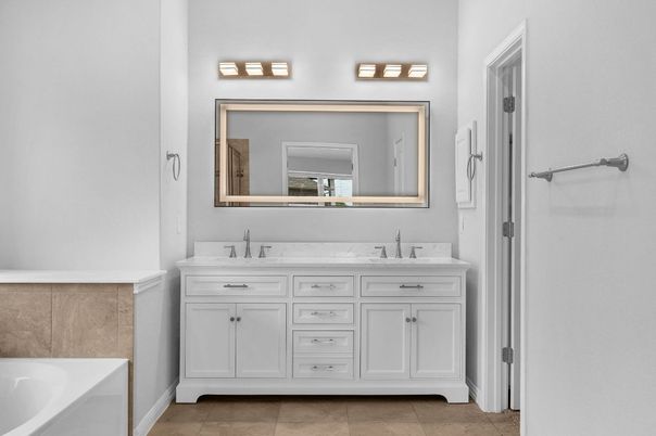 Bathroom, Dual Sink Vanities, Interior