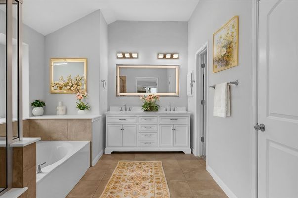 Bathroom, Dual Sink Vanities, Interior