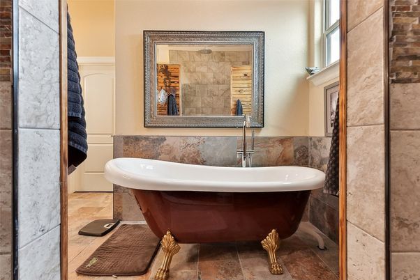 Bathroom, Free Standing Baths, Interior