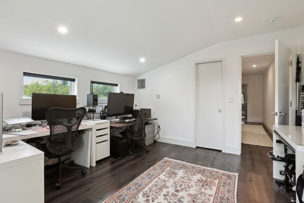 Home Office, Interior, Recessed Lighting, Wood Texture Flooring