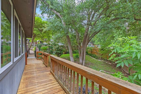 Exterior, Wood Texture Flooring