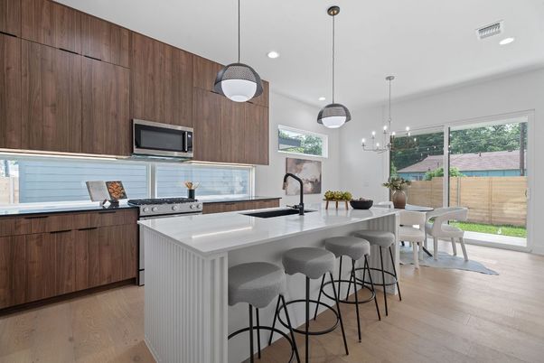 Dining room, Interior, Kitchen, Pendant Lights, Recessed Lighting, Stainless Steel Appliances, Wood Texture Flooring