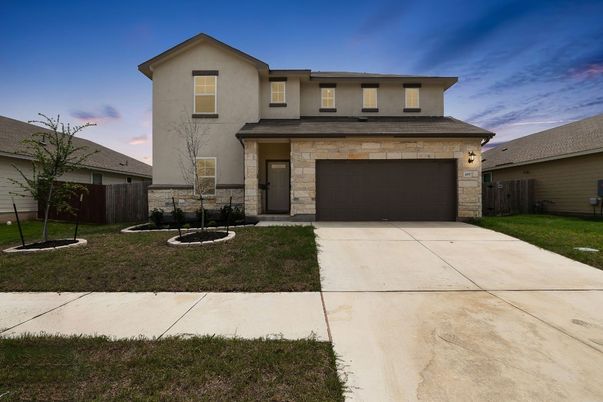 Attached, Exterior, Facade, Modern