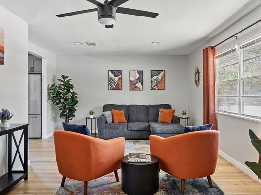 Interior, Living room, Recessed Lighting, Wood Texture Flooring