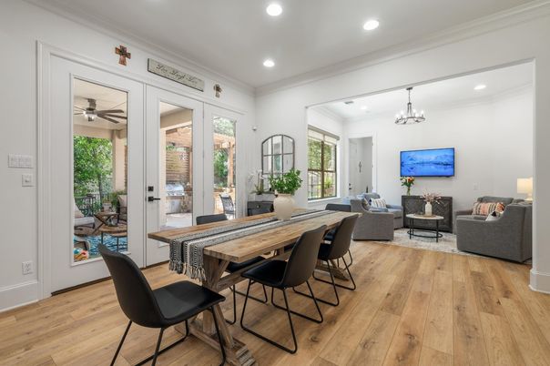 Chandelier, Dining room, Interior, Living room, Recessed Lighting, Wood Texture Flooring