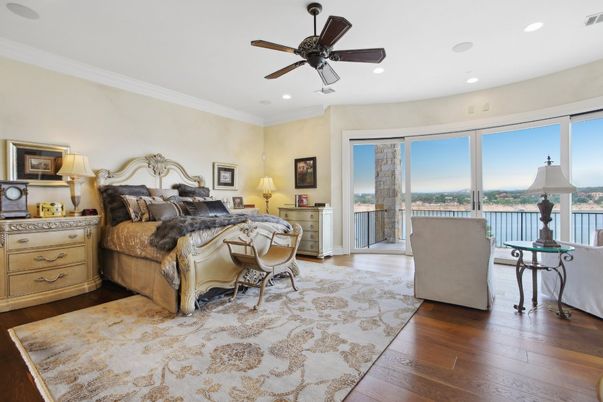 Bedroom, Interior, Recessed Lighting, Water, Wood Texture Flooring